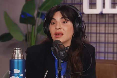 La hija de Diego estaría iniciando una relación. La hija de Diego estaría iniciando una relación.