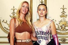 Nicole Neumann junto a su hija Indiana Cubero.