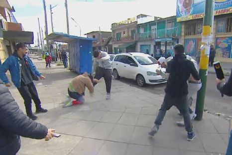 La puerta de la clínica clandestina fue el escenario de una gran pelea en Gonzalez Catán. La puerta de la clínica clandestina fue el escenario de una gran pelea en Gonzalez Catán.