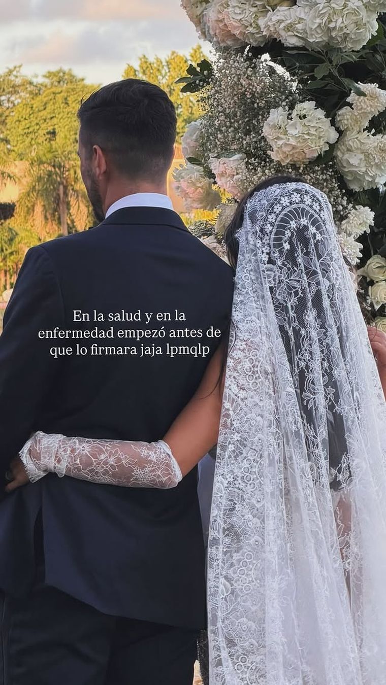 La pareja pudo casarse. La pareja pudo casarse.