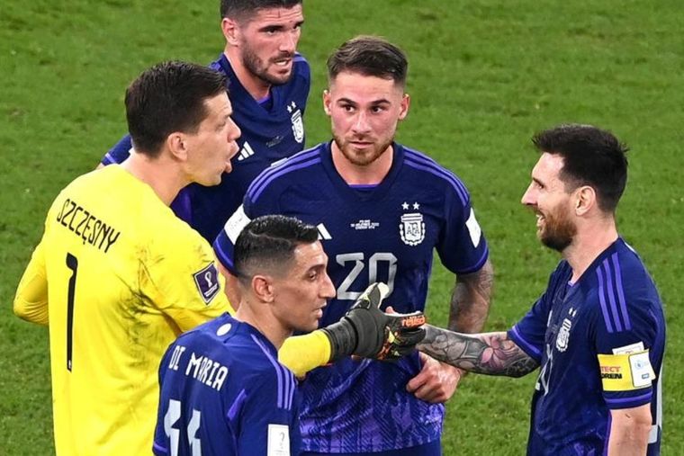 Szczesny, con una tremenda atajada, le tapó el penal a Messi. Foto: EFE