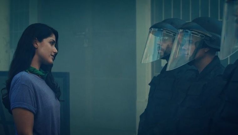 Tiburones, el nuevo video de Ricky Martin.