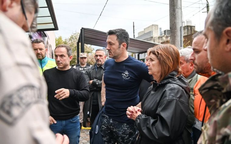 Petri sobre las inundaciones: “En Campana hay más de 1.600 evacuados”. Foto: X.