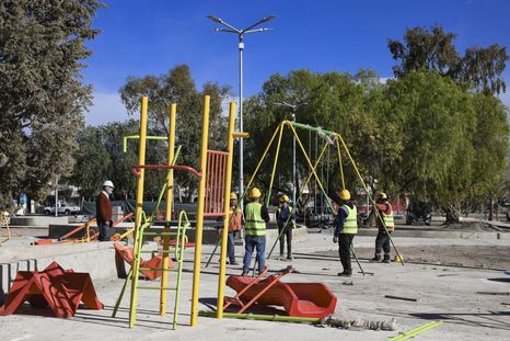 La plaza del barrio UTMA mejora su infraestructura y suma propuestas recreativas para chicos y grandes. Foto: Municipalidad de Guaymallén La plaza del barrio UTMA mejora su infraestructura y suma propuestas recreativas para chicos y grandes. Foto: Municipalidad de Guaymallén