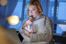 La causa por la que comes más cuando estás triste o angustiado