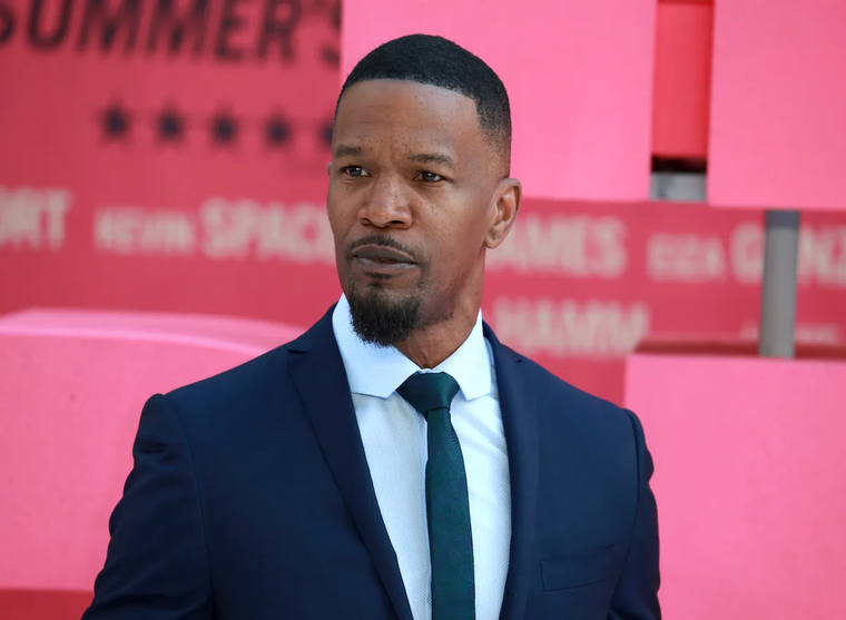 Jamie Foxx fue hospitalizado de urgencia durante un rodaje con Cameron Díaz Jamie Foxx ha participado en Ray, Just Mercy, Spider-Man: No Way Home, Django Unchained, entre otras películas. Foto: Getty Images