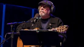 Silvio Rodríguez. Foto: JACK VARTOOGIAN/GETTY IMAGES