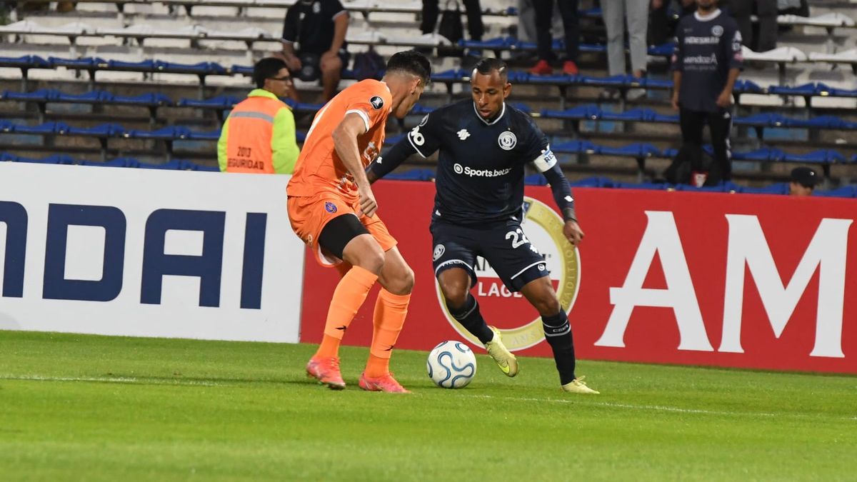 En vivo: Independiente Rivadavia le gana a La Guaira 1 a 0