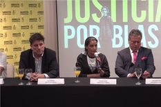 Soledad Laciar, madre de Blas Correas, encabezó la conferencia de prensa tras la sentencia Foto: Twitter Amnistía Internacional Argentina