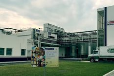 Danone puso en revisión sus negocios en Argentina y es propietario de La Serenísima y Villavicencio, entre otras. Danone puso en revisión sus negocios en Argentina y es propietario de La Serenísima y Villavicencio, entre otras.