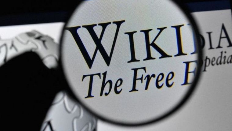 Wikipedia prohibió a siete editores activos a favor de Pekín y eliminó los poderes administrativos de otros 12. Foto: GETTY IMAGES