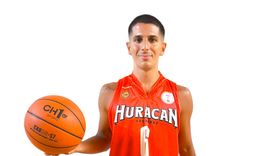 Huracán Las Heras sueña en el Federal de básquet.