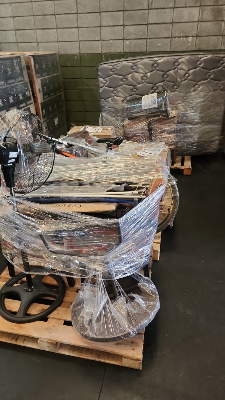 Foto que enviaron desde Andesmar Cargas para informar que todos los bultos de la mudanza habían llegado en perfectas condiciones. Foto que enviaron desde Andesmar Cargas para informar que todos los bultos de la mudanza habían llegado en perfectas condiciones.