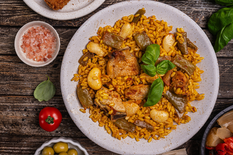 La receta de paella valenciana original no lleva mariscos. La receta de paella valenciana original no lleva mariscos.