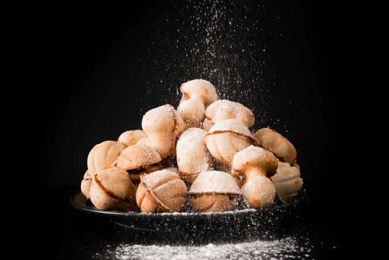 La receta de galletas en forma de nuez son tradicionales en países como Rusia y Ucrania, donde se conocen como La receta de galletas en forma de nuez son tradicionales en países como Rusia y Ucrania, donde se conocen como