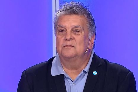 Luis Ventura, emocionado al despedirse de un programa. Foto: captura de video de canal América. Luis Ventura, emocionado al despedirse de un programa. Foto: captura de video de canal América.