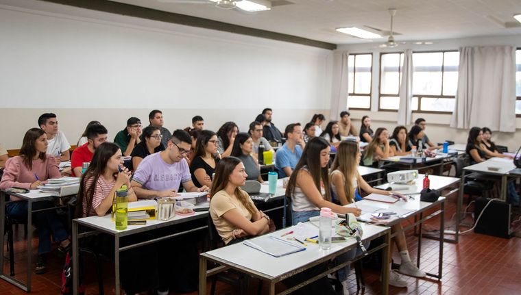 A veces, elegir bien qué NO estudiar es tan importante como elegir qué sí. Foto: Santiago Tagua/MDZ