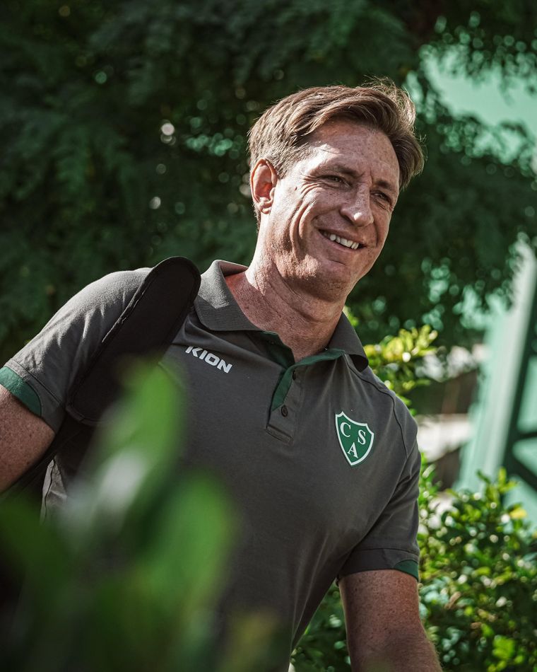 Sava dirige a Sarmiento desde mediados de 2025. Sava dirige a Sarmiento desde mediados de 2025.