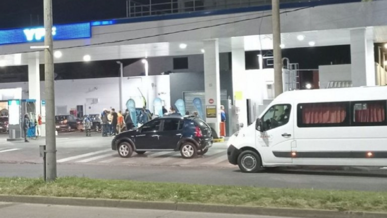 La estación en la que aguardaban los egresados para viajar Foto: NA