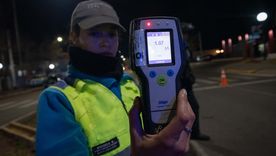 Realizaron más de 10000 test de alcoholemia en lo que va del año en Mendoza, con más de 340 multas. Realizaron más de 10000 test de alcoholemia en lo que va del año en Mendoza, con más de 340 multas.