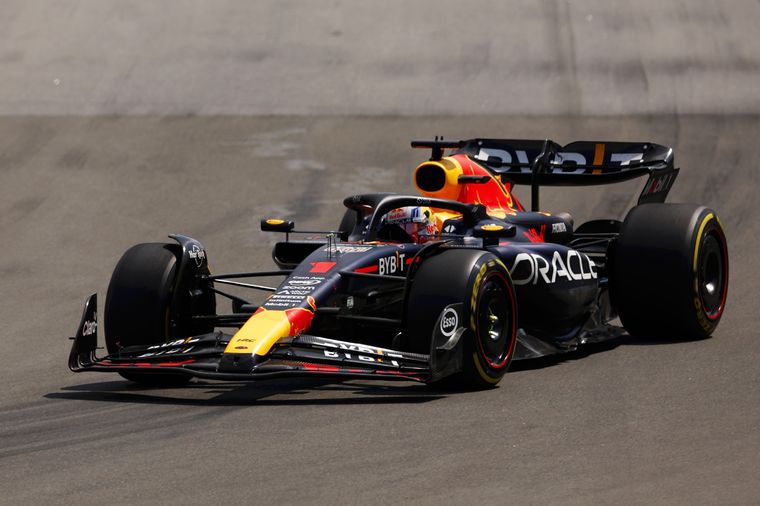 Verstappen ganó de punta a punta en Canadá
