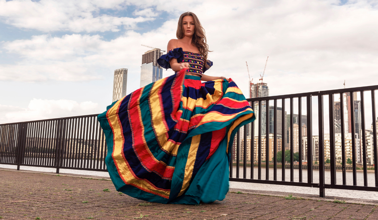 El Día Mundial del Vestido no solo invita a celebrar una pieza icónica, sino a reconocer su capacidad para narrar historias.