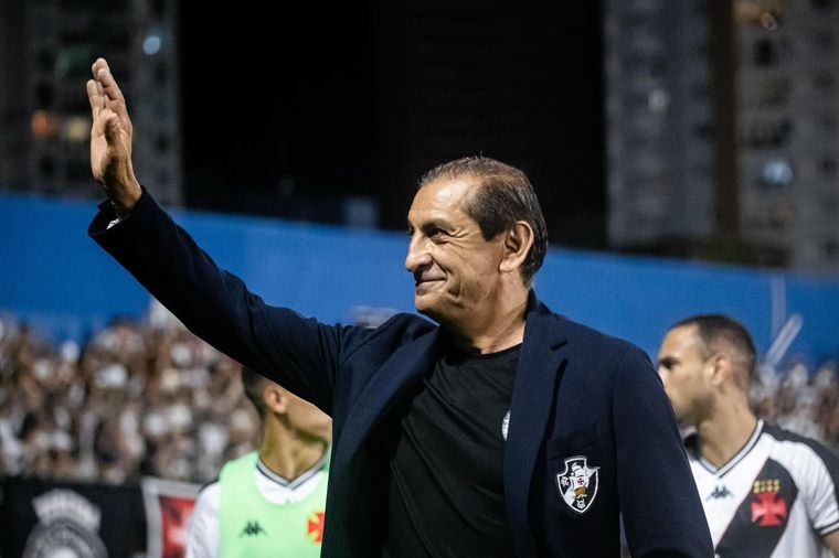 El DT se despidió en las redes. Foto: Instagram @ramondiaz_dt