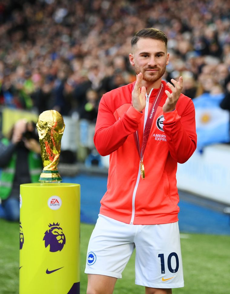 Alexis Mac Allister habló de sus compañeros del Brighton y el gesto bien argentino que les llama la atención.