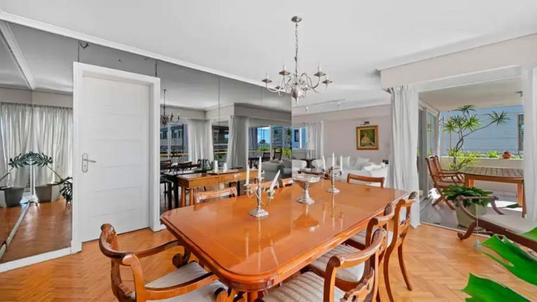 El penthouse de El Encargado se encuentra a la venta. El penthouse de El Encargado se encuentra a la venta.