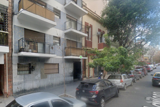 El edificio está ubicado en Aguero al 1200, barrio de Recoleta.