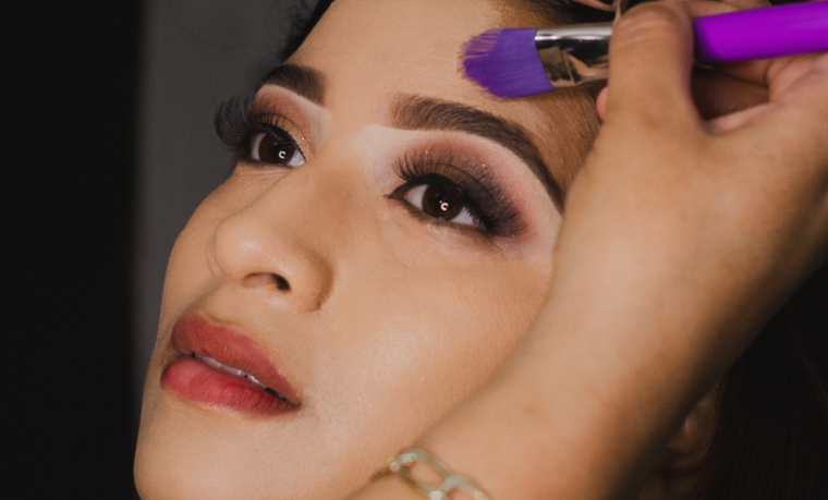 El delineado de ojos es el mejor make up para resaltar cualquier mirada. Foto: Heraldo de México