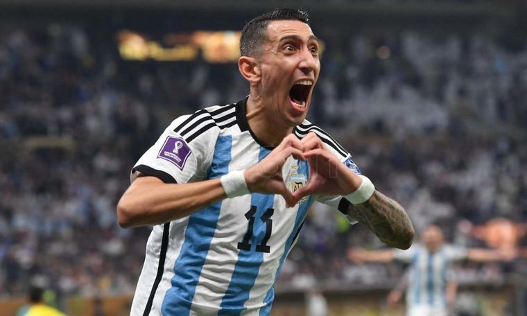 Ángel di María no se cansa de ganar finales El campeón del Mundo disfruta de su familia en Rosario Foto: Archivo