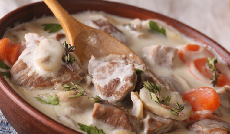 Sorprende a tu familia con una deliciosa blanquette de veau casera Foto: Shutterstock