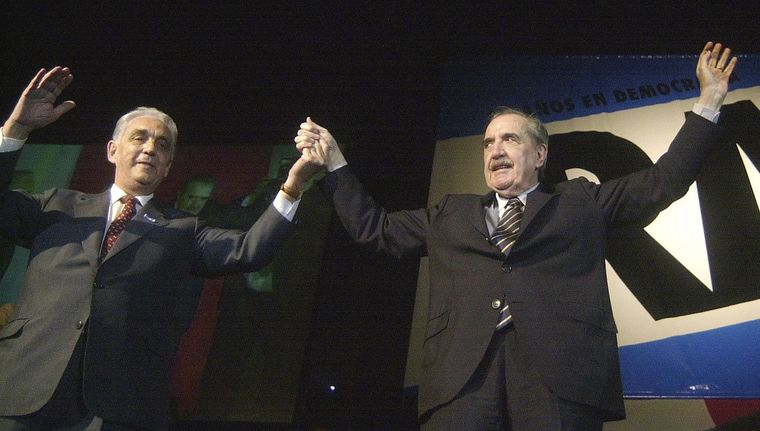 La llegada de Alfonsín a la presidencia marcó el inicio de la democracia moderna Foto: NA