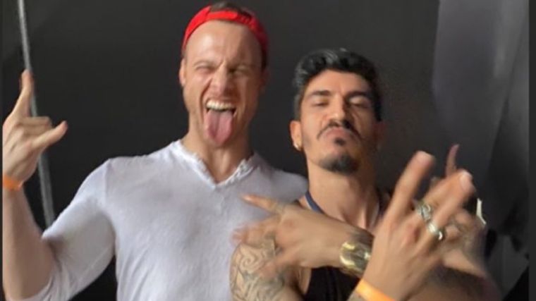 Kerem Bürsin y Botan Beyaz Querido y destacado. Foto: @thebursin