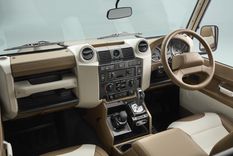 Land Rover Defender V8 Soft Top