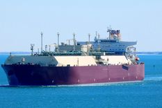 La navegación por el Mar Rojo y el Canal de Suez está afectado por los ataques de rebeldes hutíes en Yemen, lo que afecta la economía global. Foto: Shutterstock