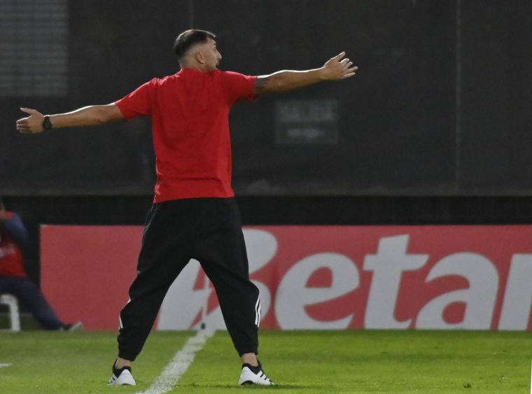 Siguen rodando cabezas en la Liga Profesional de Fútbol.