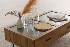 Los muebles con vidrio suelen estar expuestos a arañazos Foto: Shutterstock