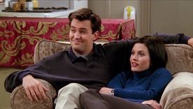 Matthre Perry protegió con fuerza la relación de Chandler y Monica. Matthre Perry protegió con fuerza la relación de Chandler y Monica.