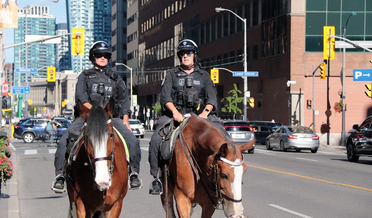 Canadá celebra acuerdos con China mientras acelera mayor integración con la Unión Europea. Traspié de Trump en su estrategia alocada. Canadá celebra acuerdos con China mientras acelera mayor integración con la Unión Europea. Traspié de Trump en su estrategia alocada.