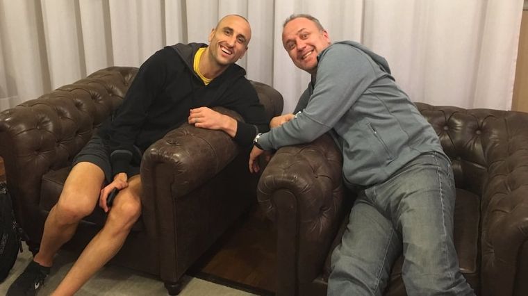 Manu Ginóbili y su hermano Leandro.