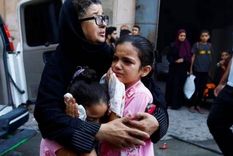 Los bombardeos israelíes han dejado en 11 días al menos 3.300 muertos y 13.000 heridos, según el Ministerio de Salud palestino. Foto: REUTERS