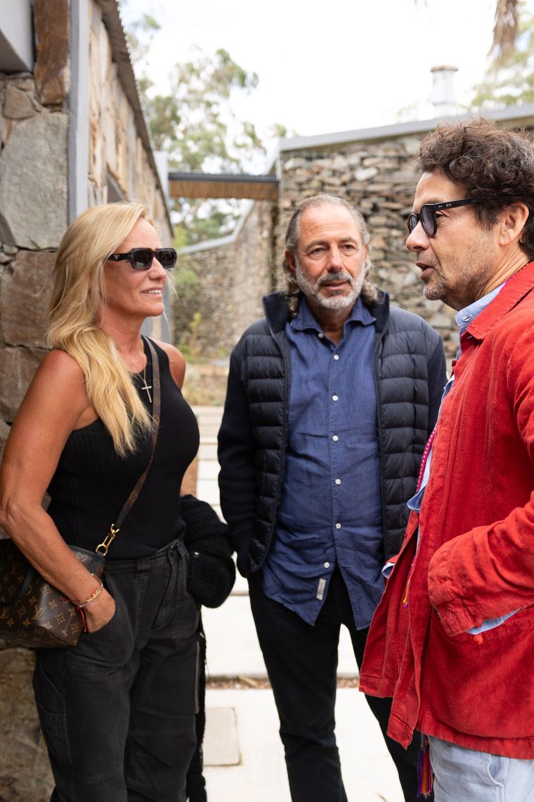 Mercedes y Alejando Ginevra junto a Wally Diamante. Mercedes y Alejando Ginevra junto a Wally Diamante.