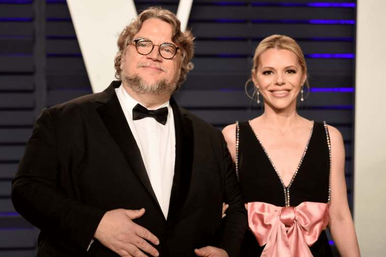 Foto: https://www.hidrocalidodigital.com/guillermo-del-toro-anuncia-estar-casado-con-kim-morgan/