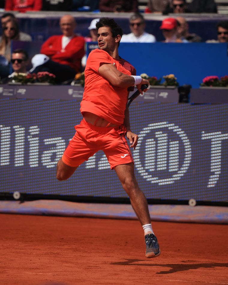 Mariano Navone ganó en Bucarest su primer título ATP. Mariano Navone ganó en Bucarest su primer título ATP.