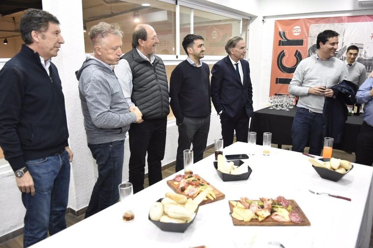 Foto de unidad de JxC