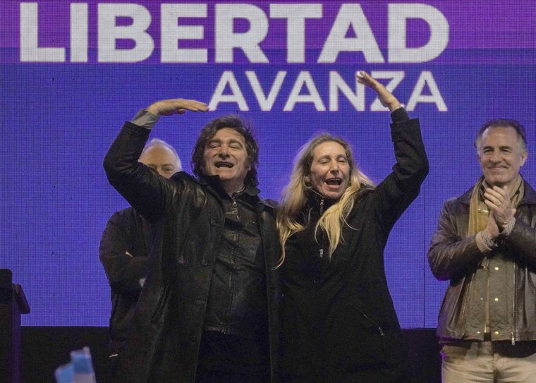 Javier Milei no le pierde la mirada al 2027.