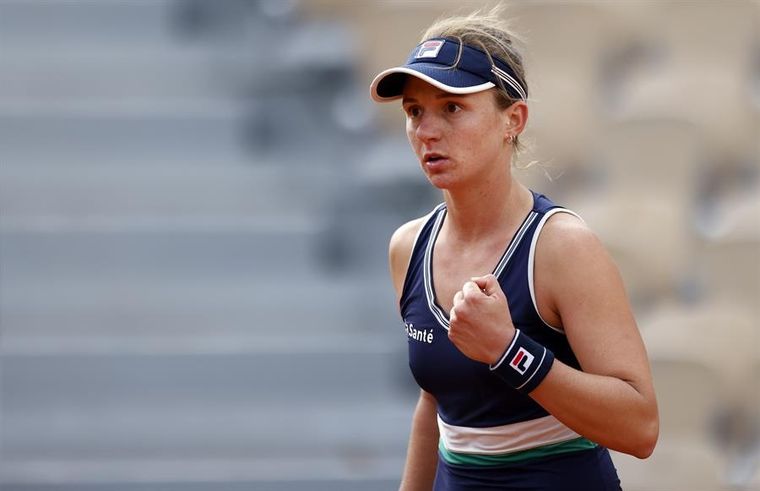 De Ginóbili a Sabatini: el deporte se rinde ante los pies de Podoroska