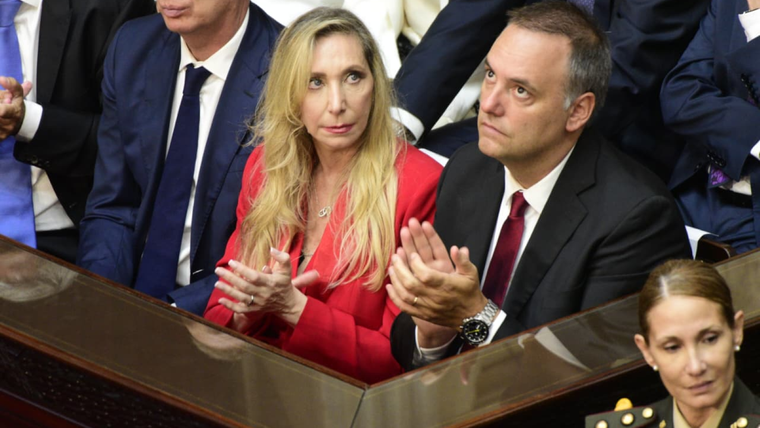 Karina Milei y Manuel Adorni en la apertura de sesiones ordinarias.&nbsp;